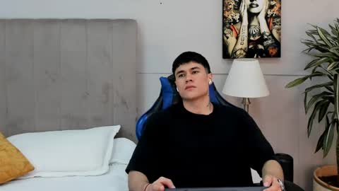 Roan Birkin online show from 05.01.26