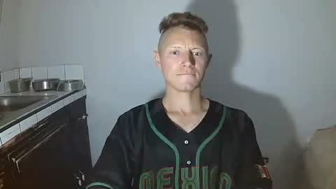 Snapshot of roastingcorn chatting on 09.17.25 RoastingCorn online show from 09.17.25