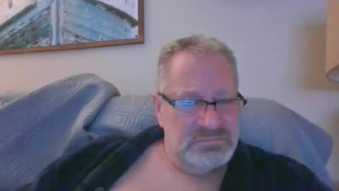 Snapshot of rob872217 chatting on 01.01.25 rob872217 online show from 01.01.25