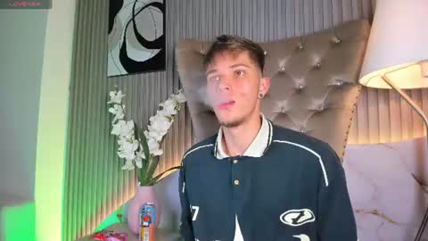 Robbin online show from 06.11.26
