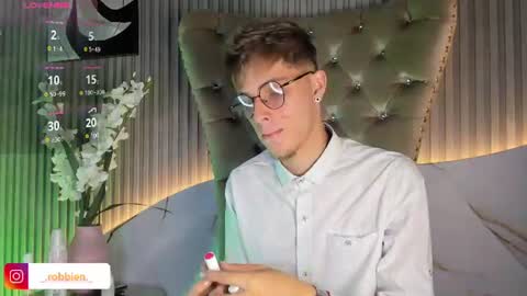 Robbin online show from 06.21.26