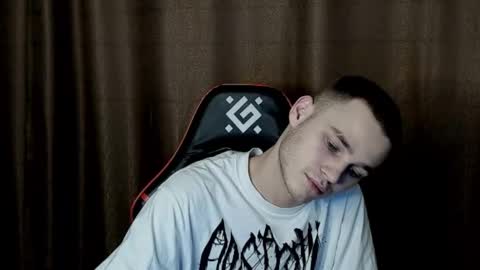 robert10211 online show from 01.31.25