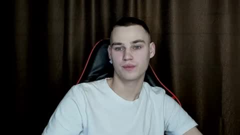 robert10211 online show from 02.18.25