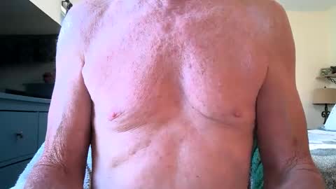 Snapshot of robert45556 chatting on 09.29.25 robert online show from 09.29.25