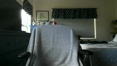 Snapshot of robert45556 chatting on 10.12.25 robert online show from 10.12.25