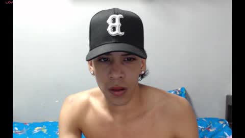 Snapshot of robert_kingg chatting on 02.10.26 robert_kingg online show from 02.10.26