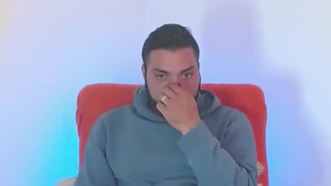 Stiven - online show from 10.18.25