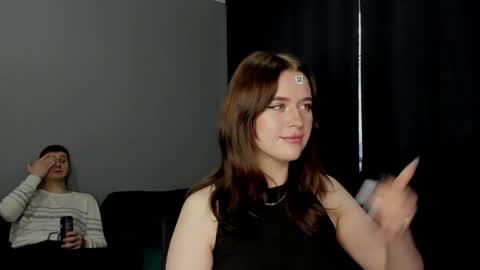 Lisa and Robert  i am online all days 900 am GMT3   online show from 12.11.24