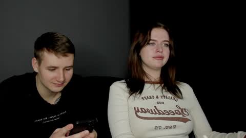 Lisa and Robert  i am online all days 900 am GMT3   online show from 12.24.24