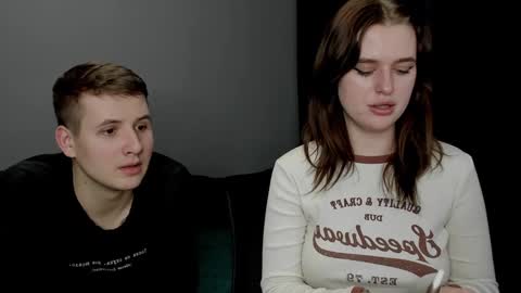 Lisa and Robert  i am online all days 900 am GMT3   online show from 12.25.24