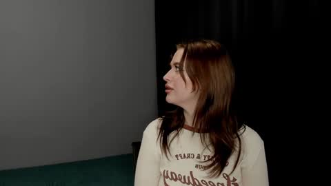 Lisa and Robert  i am online all days 900 am GMT3   online show from 12.27.24