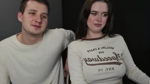 Lisa and Robert  i am online all days 900 am GMT3   online show from 03.10.25