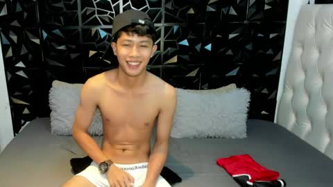 robert_massivexxx online show from 04.23.26