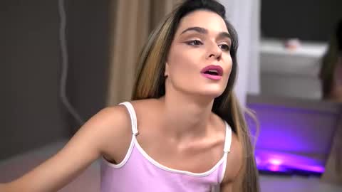 Roberta online show from 11.22.25