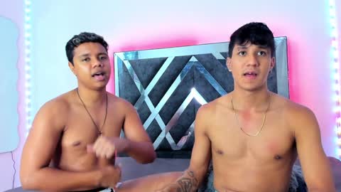 Robert Miller And Mael Thompson  online show from 01.06.25