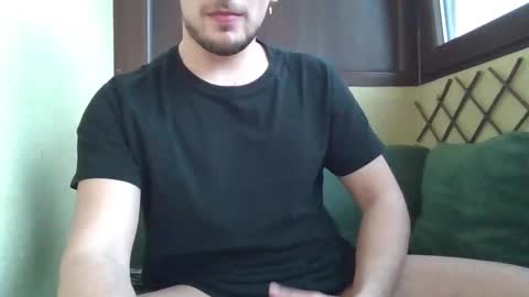 Snapshot of roberto_twink1 chatting on 02.03.25 Roberto online show from 02.03.25