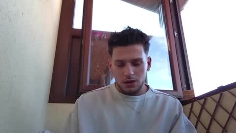 Snapshot of roberto_twink1 chatting on 09.15.25 Roberto online show from 09.15.25