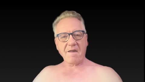 RobertTheRabbit online show from 09.20.25