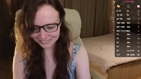 Snapshot of robin_gal chatting on 01.09.25 Robin online show from 01.09.25