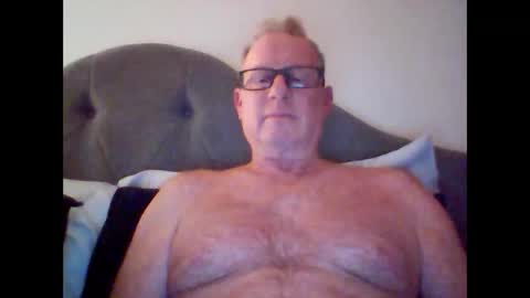 robo0000 online show from 11.06.25