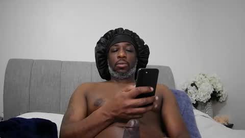 Snapshot of robo_cox chatting on 12.16.25 BBC America online show from 12.16.25