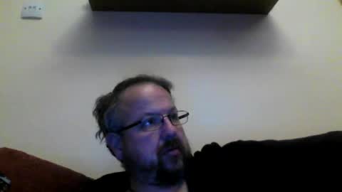 Snapshot of robx32 chatting on 01.12.25 Rob online show from 01.12.25