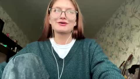 robynsentinella online show from 11.21.25