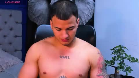 rocco_santos online show from 10.10.25