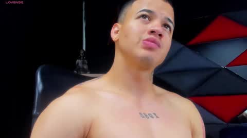 rocco_santos online show from 02.05.26