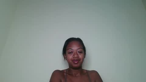 rochellinah online show from 05.04.26
