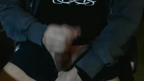 Snapshot of rockergun chatting on 11.18.25 rockergun online show from 11.18.25