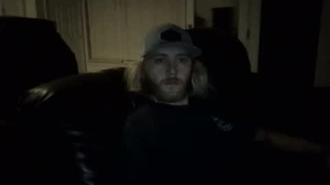 Snapshot of rockhardsurfers chatting on 01.05.25 rockhardsurfers online show from 01.05.25