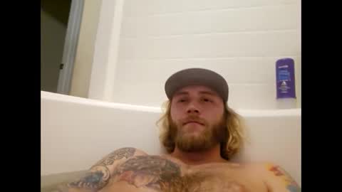 Snapshot of rockhardsurfers chatting on 01.26.25 rockhardsurfers online show from 01.26.25