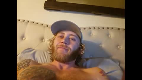 Snapshot of rockhardsurfers chatting on 02.28.25 rockhardsurfers online show from 02.28.25