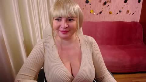 Snapshot of rocknlinxx chatting on 01.11.25 Rocknlinxx online show from 01.11.25