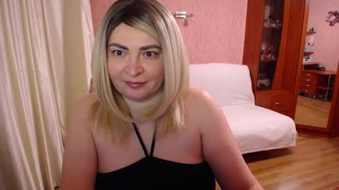 Snapshot of rocknlinxx chatting on 02.04.26 Rocknlinxx online show from 02.04.26