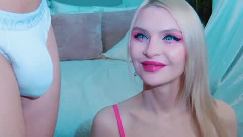 Lina and Den online show from 04.19.26