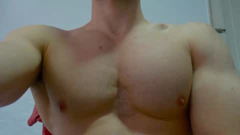 Snapshot of rocky_muscle chatting on 07.21.26 rocky muscle online show from 07.21.26