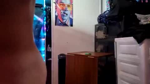 Snapshot of rod77knee chatting on 03.12.26 rod77knee online show from 03.12.26