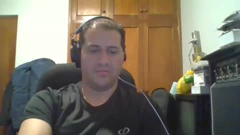 Snapshot of rodfer chatting on 12.18.25 Rodfer online show from 12.18.25