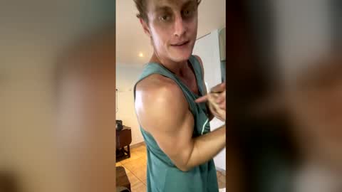 Snapshot of rodofra chatting on 02.24.26 rodofra online show from 02.24.26