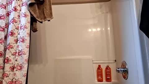 rogerdoger011 online show from 11.26.25