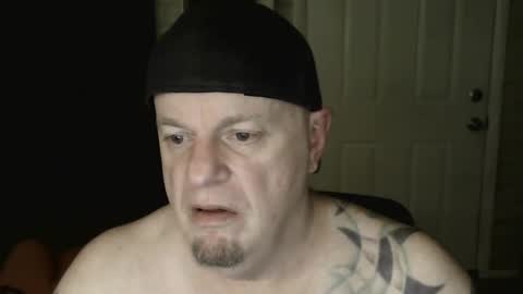 Snapshot of roinaz chatting on 12.02.24 roinaz online show from 12.02.24