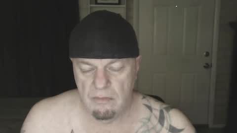 Snapshot of roinaz chatting on 01.02.25 roinaz online show from 01.02.25