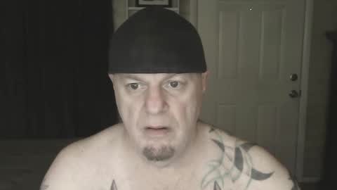 Snapshot of roinaz chatting on 01.02.25 roinaz online show from 01.02.25