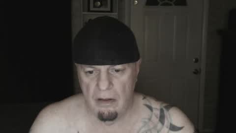 Snapshot of roinaz chatting on 01.13.25 roinaz online show from 01.13.25