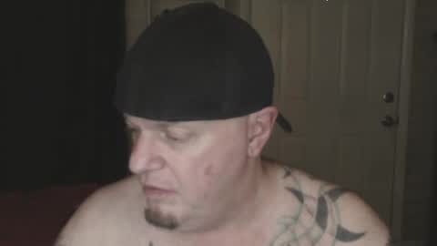 Snapshot of roinaz chatting on 01.19.25 roinaz online show from 01.19.25