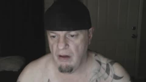 Snapshot of roinaz chatting on 02.03.25 roinaz online show from 02.03.25