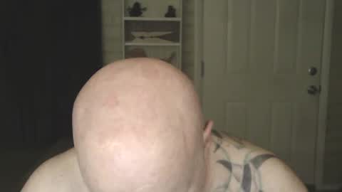 Snapshot of roinaz chatting on 02.10.25 roinaz online show from 02.10.25