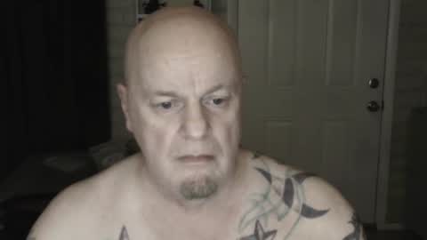 Snapshot of roinaz chatting on 03.02.25 roinaz online show from 03.02.25